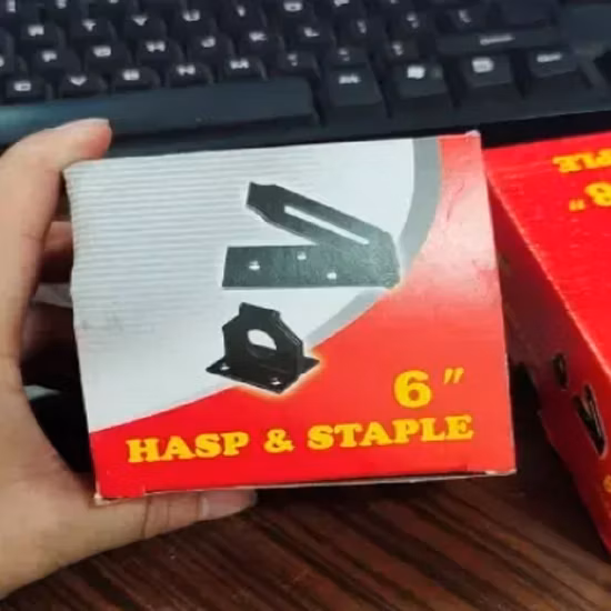 Ferrolho de fecho preto segurança ferrolho fixo e grampos